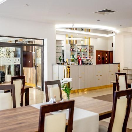 Trzy Korony Hotel Glogow Malopolski Bagian luar foto